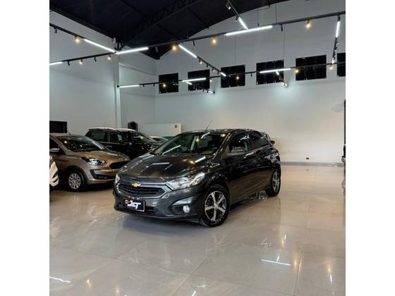 CHEVROLET ONIX 1.4 MPFI LTZ 8V FLEX 4P AUTOMÁTICO CHEVROLET ONIX 1.4 MPFI LTZ 8V FLEX 4P AUTOMÁTICO